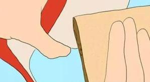 鞋子磨脚有个血泡怎么办,鞋子有脚臭味怎么清洗