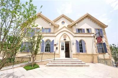 一组张裕爱斐堡酒庄实景图,蓝裕文化