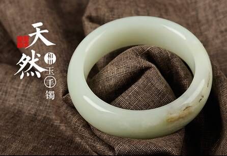 和田玉手镯有裂戴着能消失吗,和田玉的矿点戴时间长了能消失吗