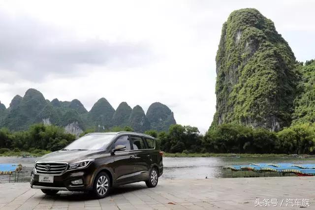 宝骏730和长安凌轩的区别,长安凌轩和宝骏730的发动机哪个好