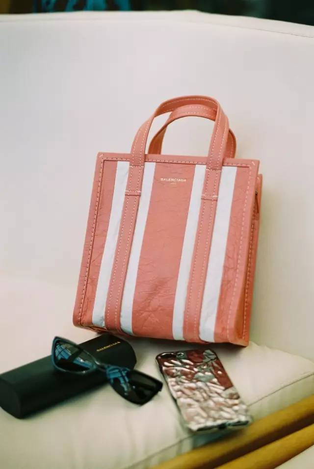 潮人好看衣服店铺推荐,现在潮人去哪里买衣服便宜