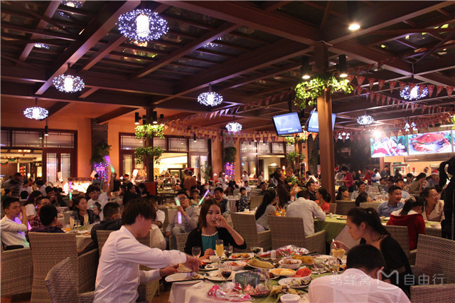 来三亚吃什么美食,来三亚吃海鲜的说说