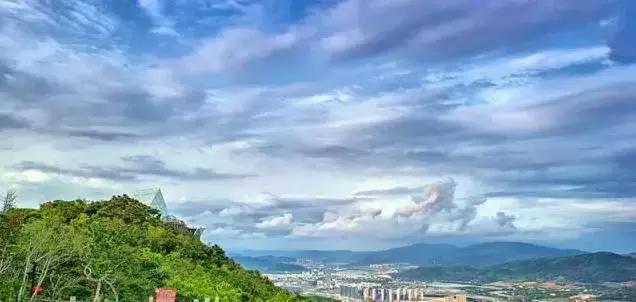 海南环线旅游攻略必去景点推荐,海南旅游攻略必去景点推荐日月湾