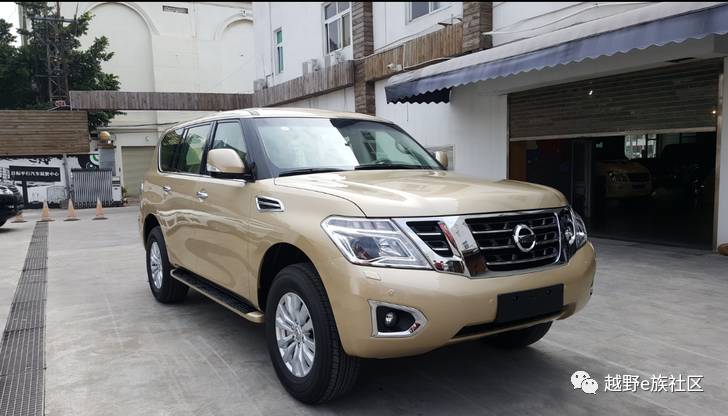 尼桑途乐Y61外观改装案例,途乐y62改装液晶仪表