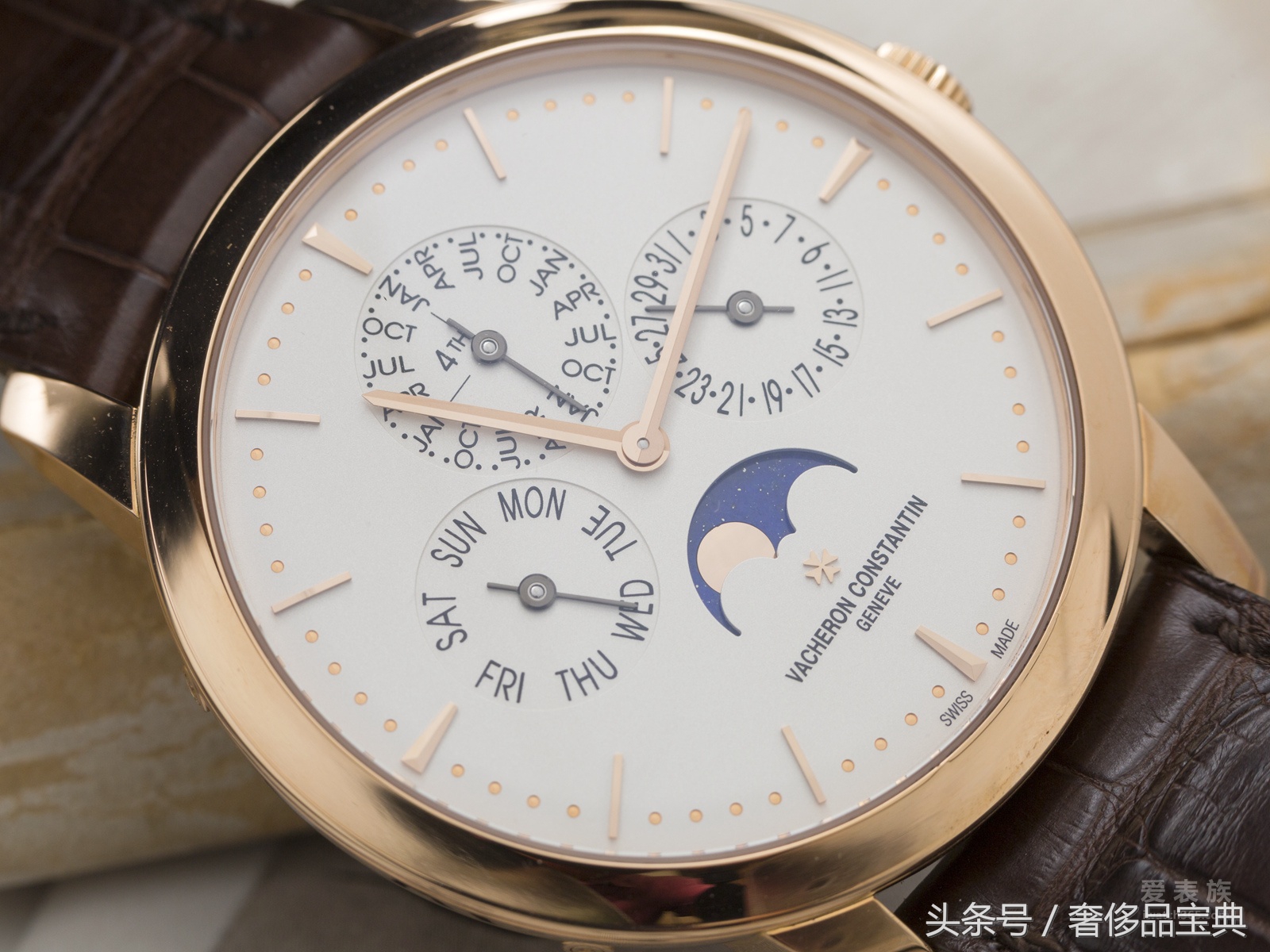 雷军谈名表,雷军那么有钱为什么坐经济舱