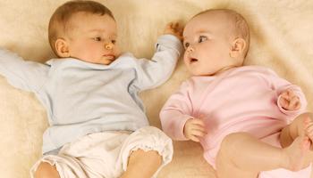 脂溢性湿疹结的黄痂能洗掉吗,湿疹起黄痂是快好了还是严重了