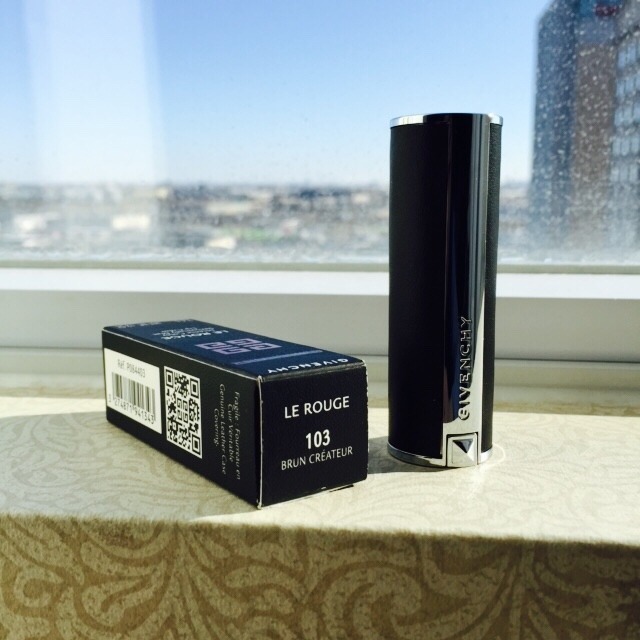 母亲节送妈妈口红,母亲节给妈妈送什么口红好