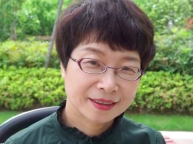 母亲节送妈妈口红,母亲节给妈妈送什么口红好