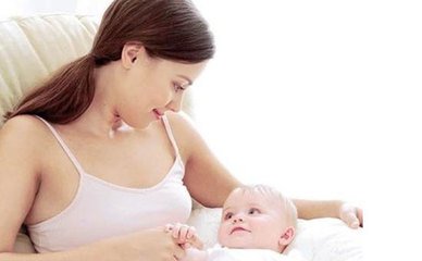 生完宝宝堵奶是什么原因,刚生完宝宝堵奶怎么办