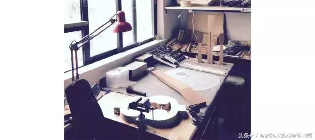 吉他修琴学徒,专业修吉他琴师