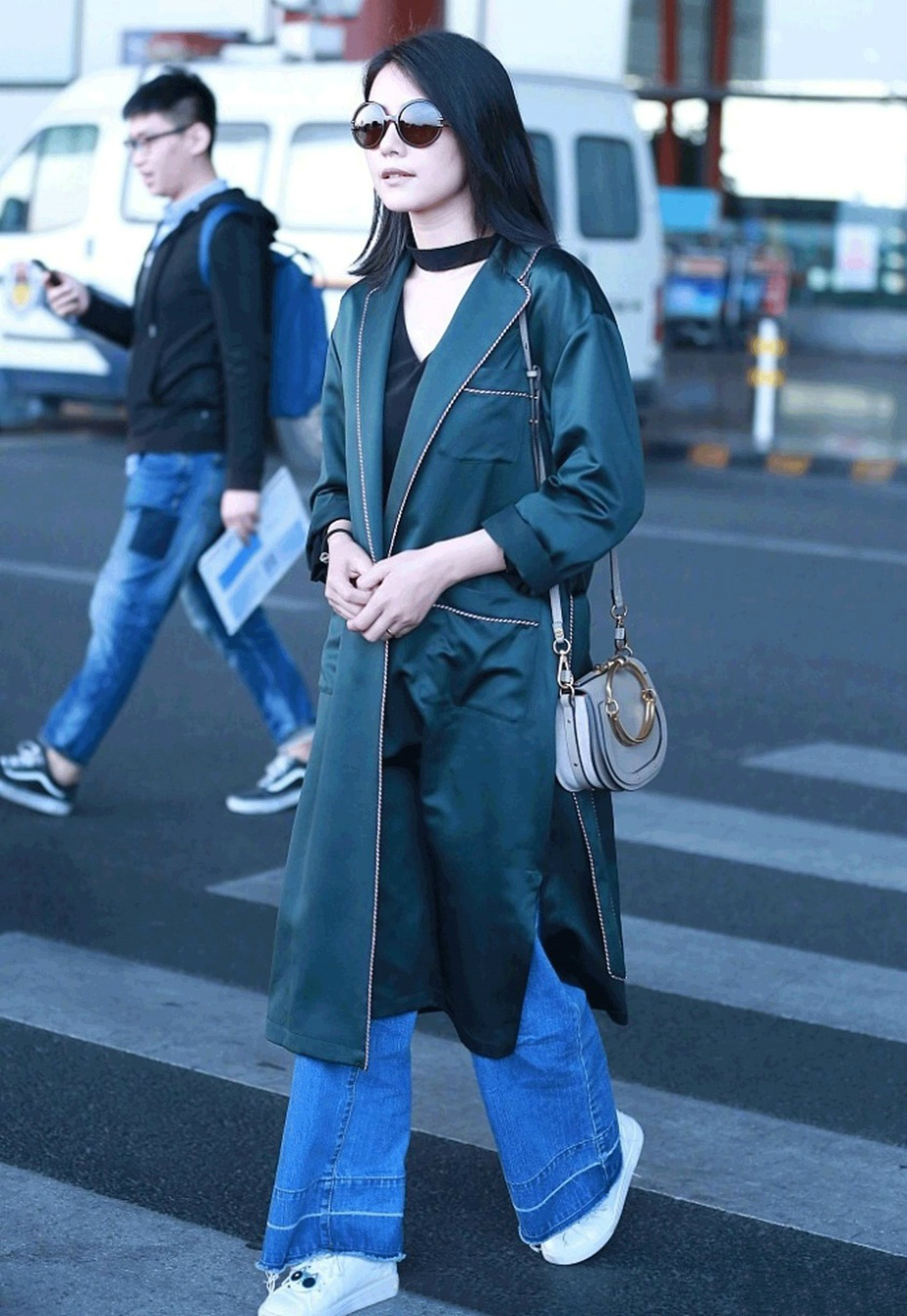 跟着明星学穿搭简约大方又时尚,跟着明星学穿搭图集