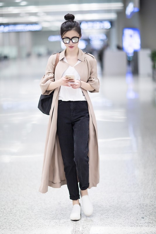 跟着明星学穿搭简约大方又时尚,跟着明星学穿搭图集