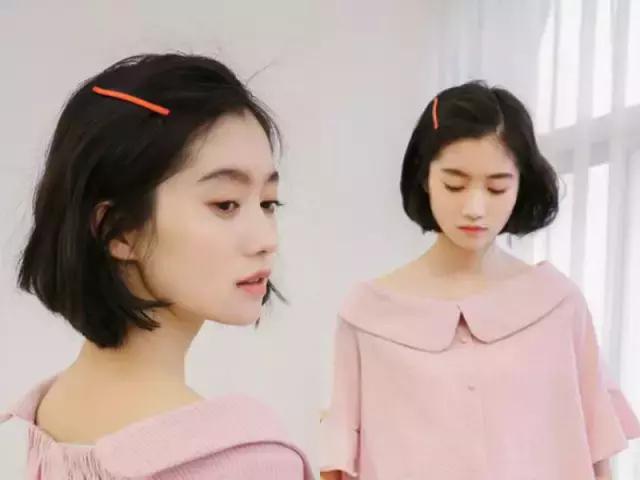 齐刘海尴尬期怎么弄中分,齐刘海变法式刘海怎么度过尴尬期