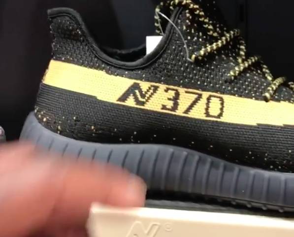 脑子里码点Yeezy350的鉴定常识，勇敢怼哭那些搞假鞋的
