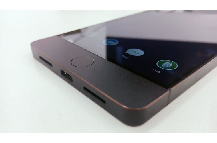 锤子的情怀依在，你还想怎么样