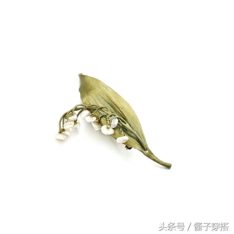 叶子化为饰品，时尚搭配的小心机