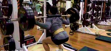 雄壮腿部大肌群加强训练：6个动作增强腿部力量提升运动质量