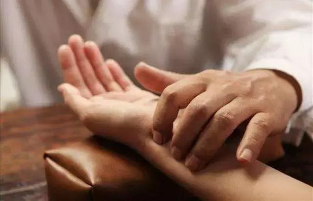 神经性耳鸣中医怎么治疗最好,神经性耳鸣脑鸣中医能治吗