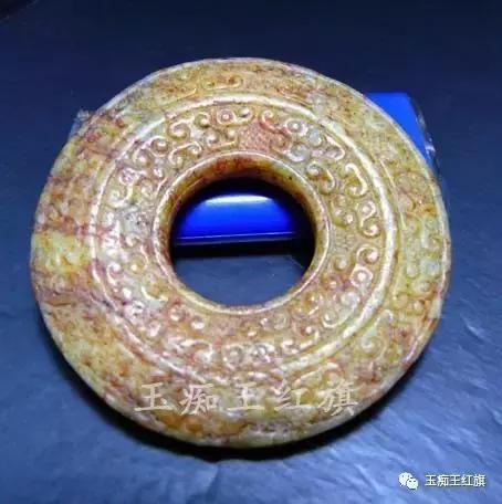 真假高古玉同框对比与鉴定,高仿高古玉真假对比图片