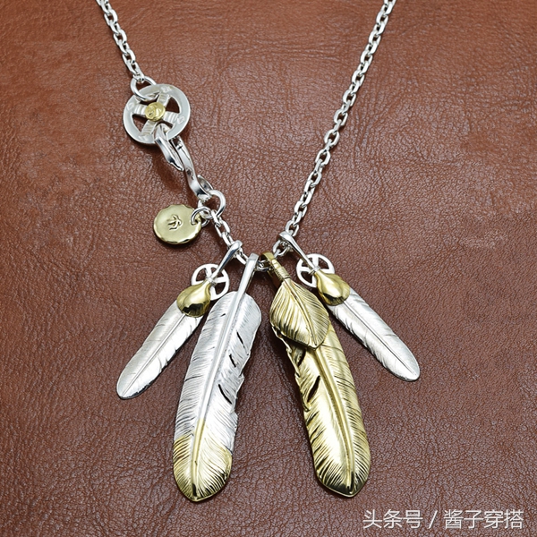 叶子化为饰品，时尚搭配的小心机