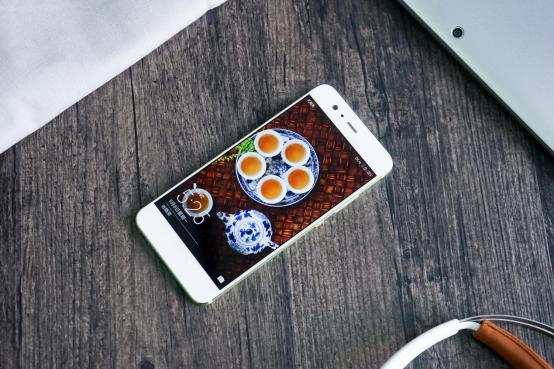 华为p10出现绿框,华为p10将出什么颜色