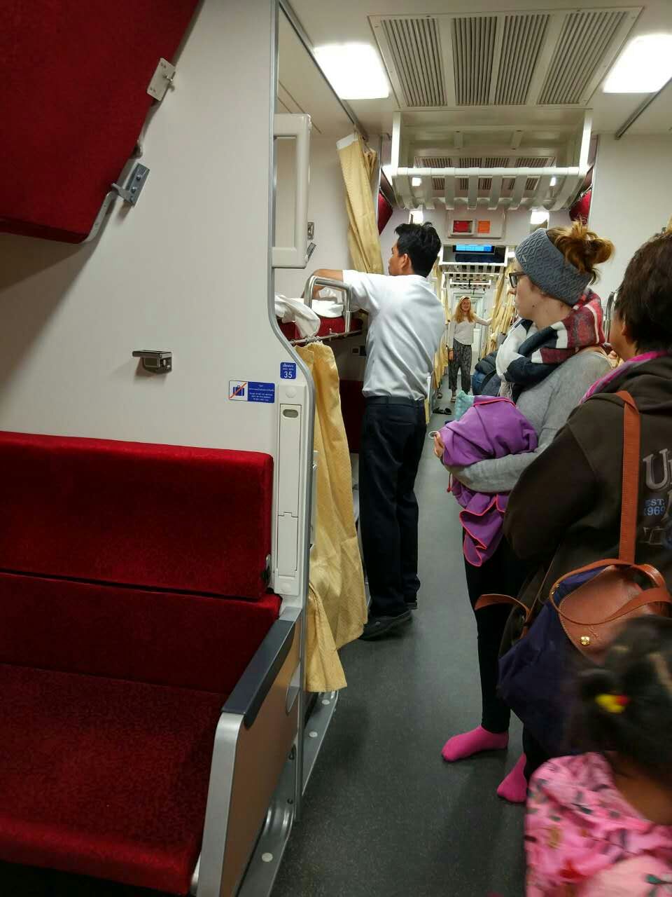 泰国火车真实视频大全,泰国火车观光视频