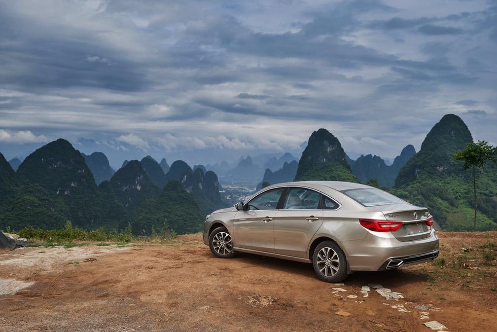 7万元就能买中级车？桂林试驾景逸S50后感叹真值
