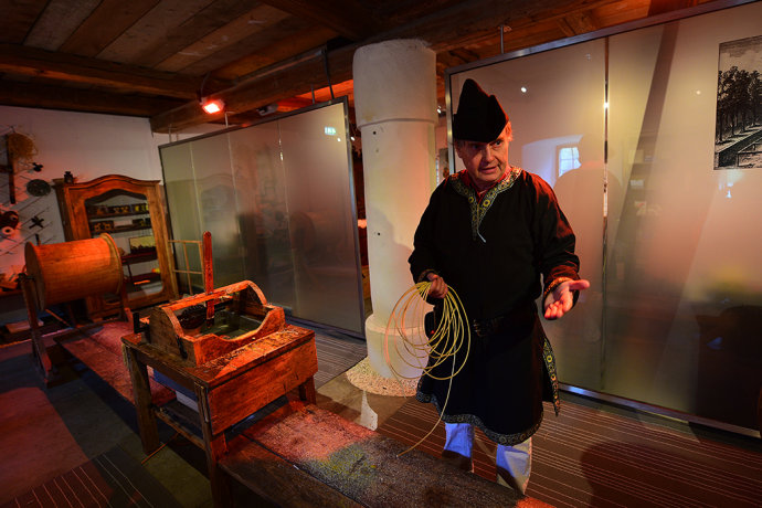 慢行克恩顿，浪回中世纪