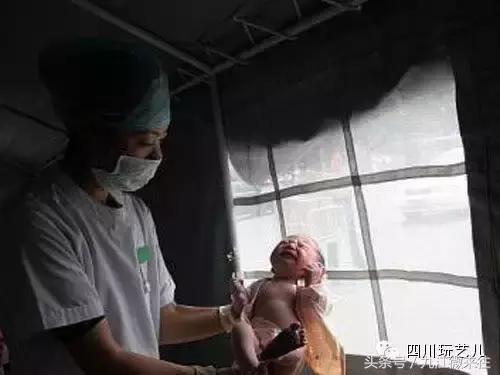 5.12汶川大地震真实影像实录,5.12汶川大地震官方纪录片