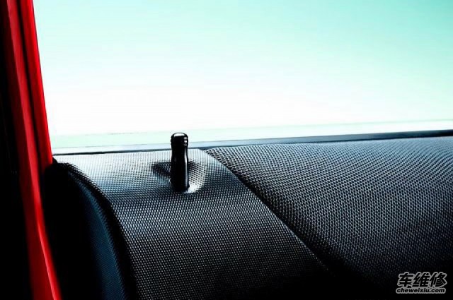 汽车遥控钥匙打不开车门的原因,汽车车门打不开机械钥匙也打不开