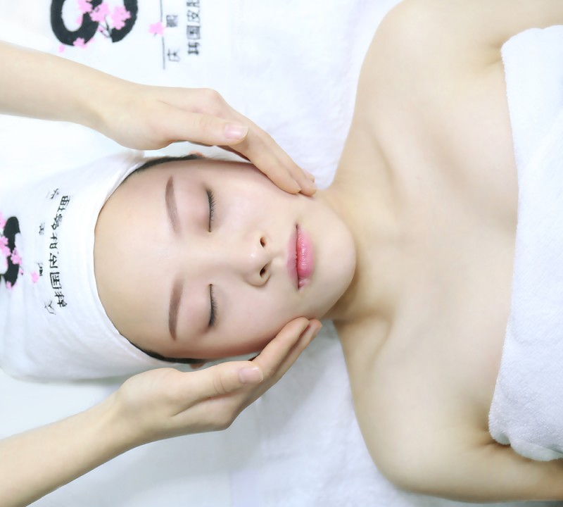 夏季防晒美白攻略,夏季身体美白防晒攻略