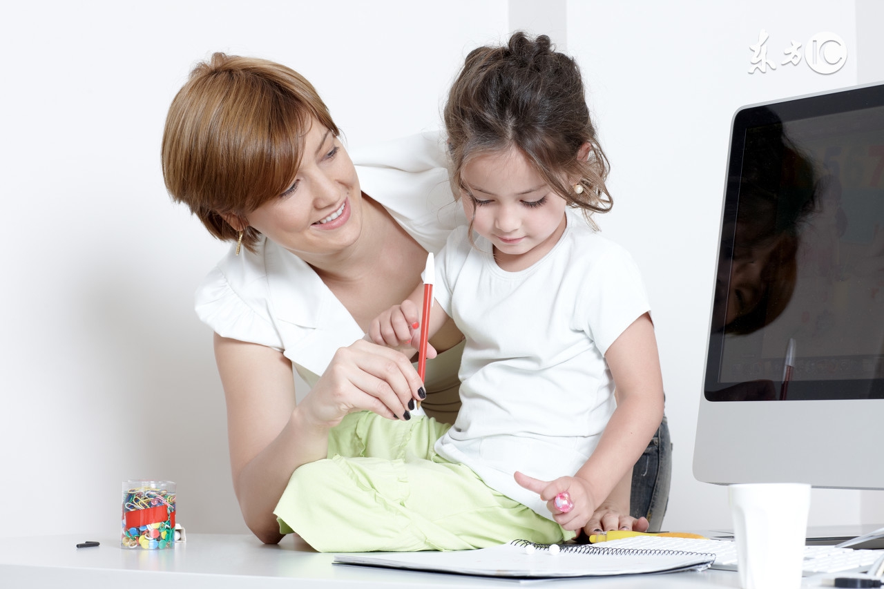 职场妈妈比全职妈妈更辛苦,职场妈妈要付出比常人更多的努力