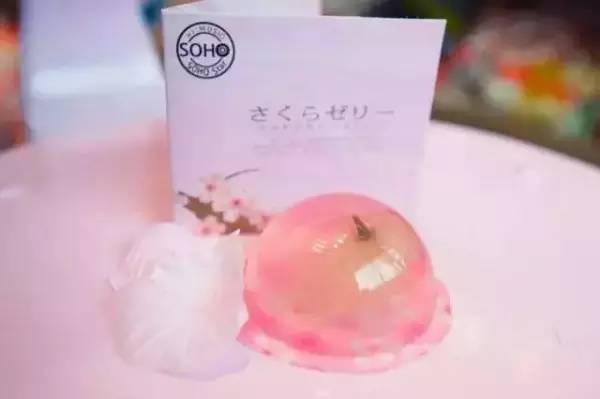 可乐、面包、地铁……都是粉色的!广州的粉色控们还等什么?