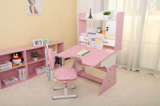 给所有家长的一段话,给家长发通知用尊敬吗