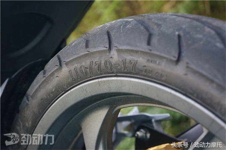 贝纳利弯梁rfs150i可以装尾箱吗,贝纳利弯梁rfs150i测评