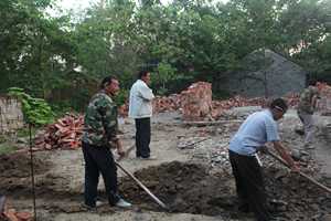 盖房的心酸和难处只有自己知道,父母盖房子的心酸感悟