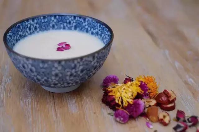 饮露食花,宜身宜心