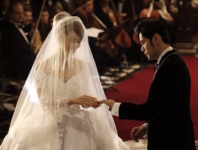 挑选钻戒的六大方法结婚必备,选钻戒要掌握的几个知识点