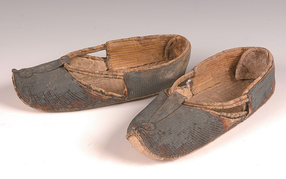 考古发现汉代皮鞋,出土的鞋子古代