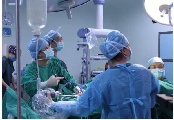 这样的故事看一次感动一次，西安华都从心出发