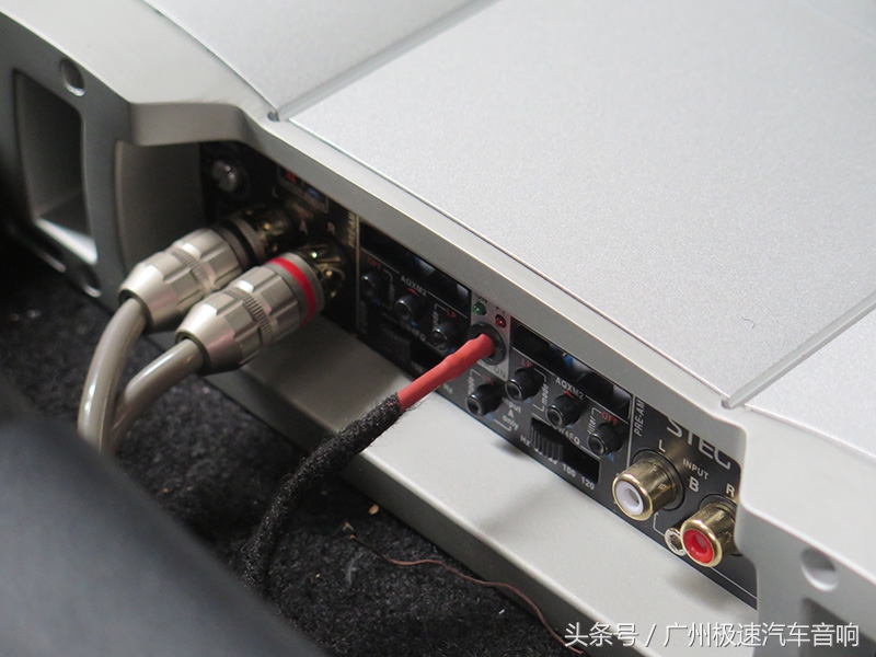 奔腾x80怎么改装才霸气,2013款奔腾x80音响改装