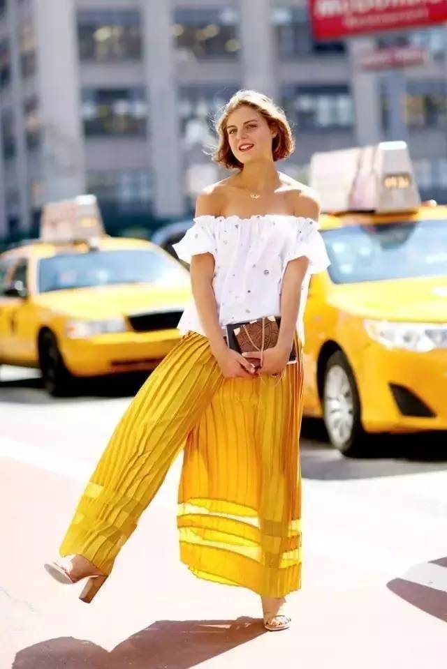 樱草黄色明亮显白又高级,樱草黄如何配色