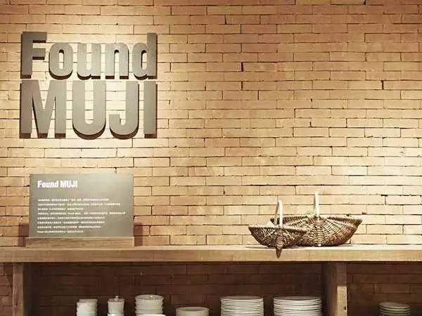 两个包子26块，还得排队俩小时，凭什么？