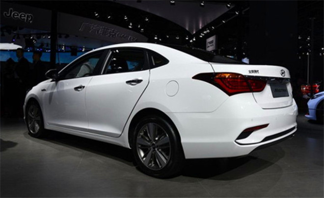 名图什么意思,名图1.6t和1.8哪个实用