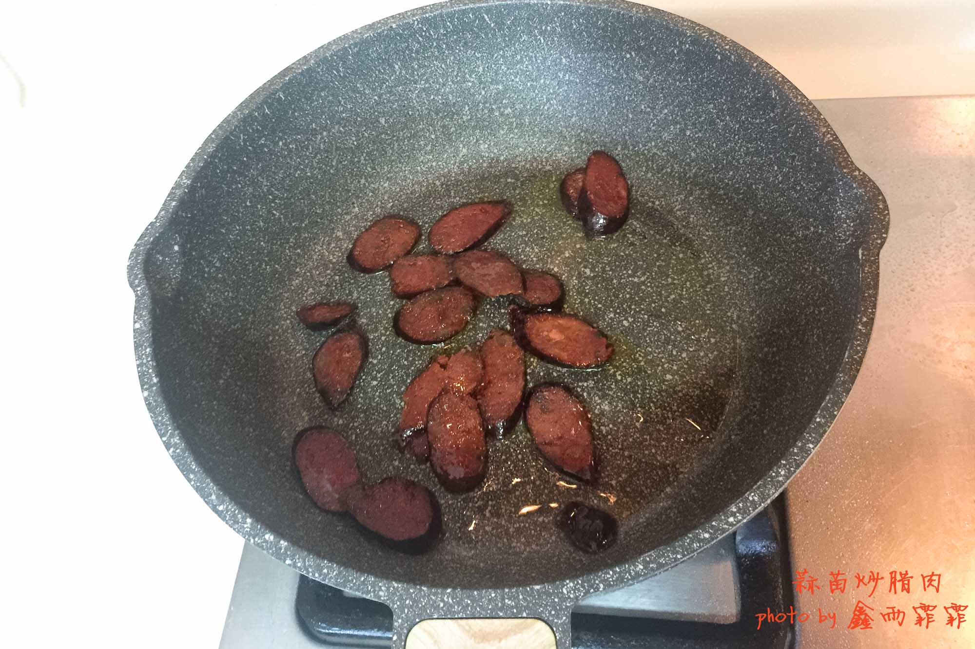 干腊肠怎么做才能不柴不硬呢,腊肠怎么处理又软又好吃