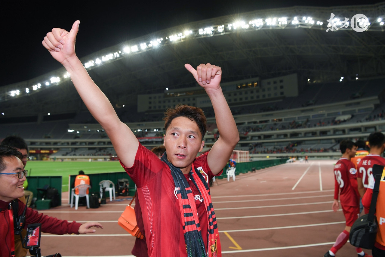 他们4个都是93年出生,如今成了上港队的主力