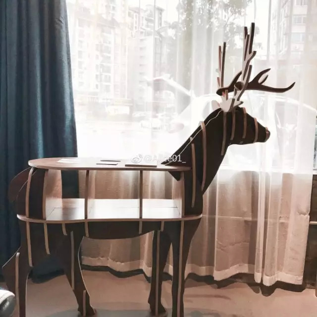 和喜欢的人下午喝咖啡,咖啡店和喜欢的人一起去