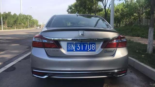 十代雅阁2.0t混动版试驾视频,混动雅阁爆发力