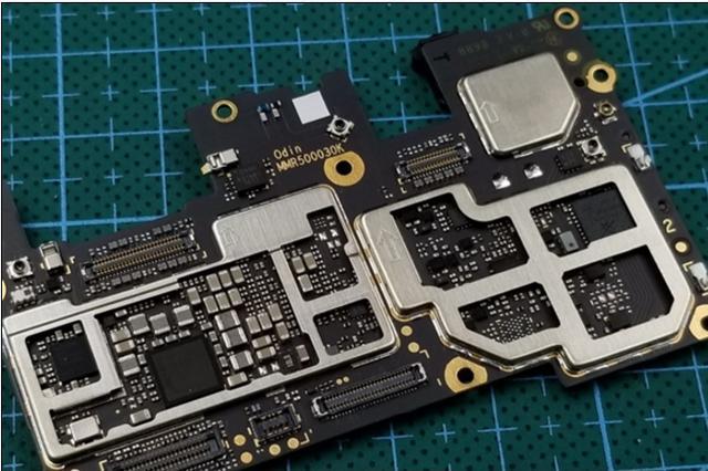 锤子坚果pro拆解图,锤子坚果pro手机拆解