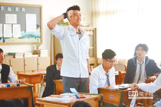 安利一部良心台剧,收视超《痞子英雄》,男主像苏志燮南柱赫合体